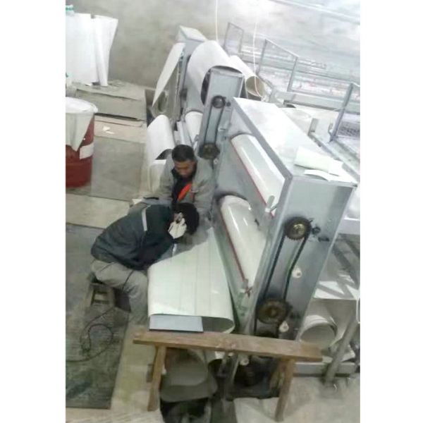 肉雞全自動清糞機